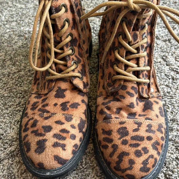 Billabong Leopard Print Lace and Zip Booties - Image 12