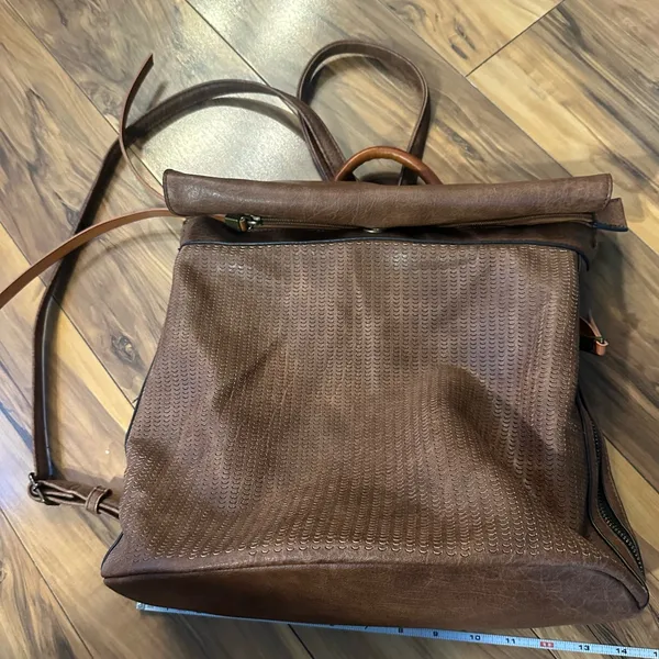 Brown Medium Size Back Pack with Adjustable Straps - Image 6