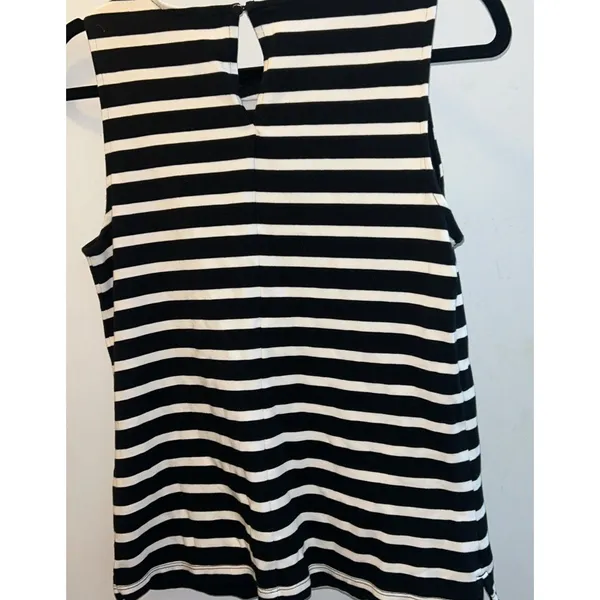BANANA REPUBLIC Women's Sz S Striped Pleated Tank Black White Classic Preppy Top - Image 5