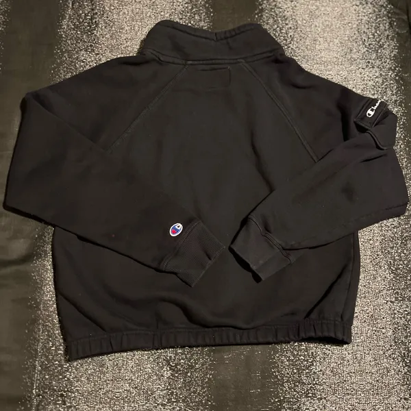 Womens large Champion Black Cropped Reverse Weave Zip Pullover - Image 2