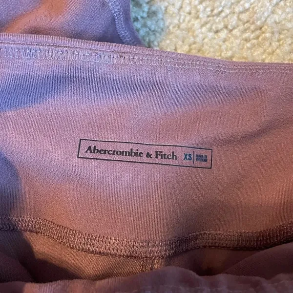 Abercrombie and Fitch purple leggings‎ - Image 2