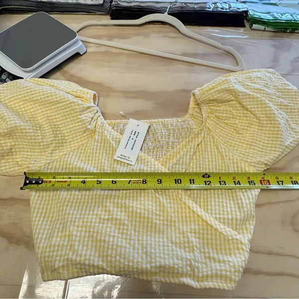 NWT Anthropologie Sim & Sam Yellow Gingham Picnic Crop Top Puff‎ Sleeve Small - Image 7