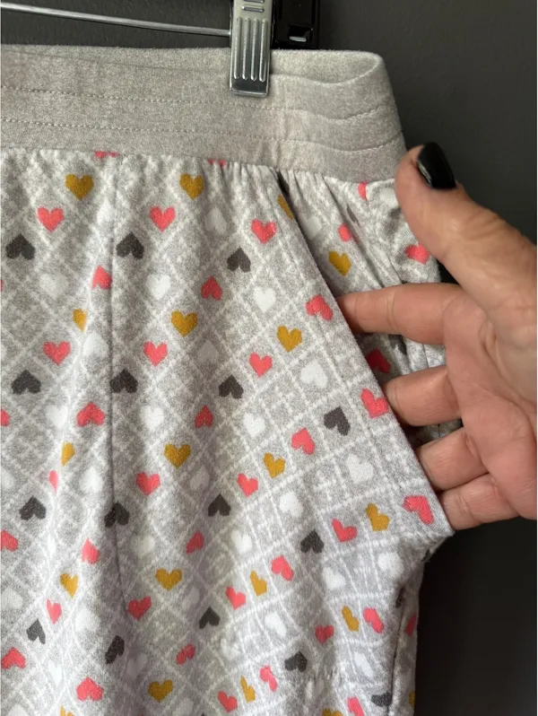 Cuddl Duds XL Lounge Pants with Heart Pattern - Image 4