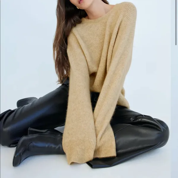 Aritzia Babaton Georgie Sweater Oversized crew-neck sweater - Image 6