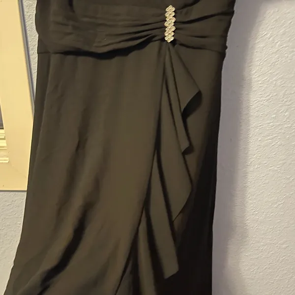 R&M Richards Black V-Neck Rhinestone Embellished Chiffon Evening Dress - Image 5