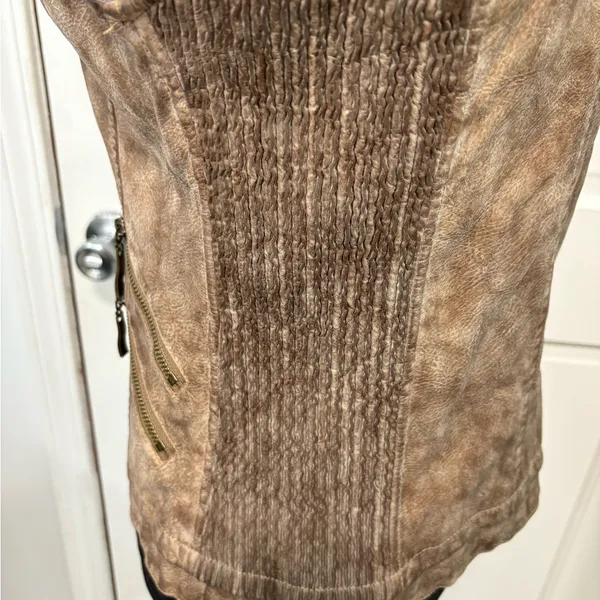 Montana Co Women’s Faux Leather Vest Brown Full Zip Vegan Western Bikercore Edgy - Image 7