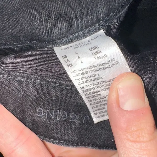 American Eagle black normcore 4 long stretchy jeggings - Image 2