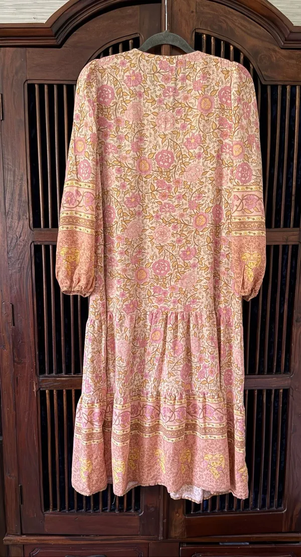 Women’s Boho Floral Maxi Dress Size M Pink Button Front Long Sleeve Rayon - Image 3