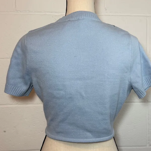 Divided Light Blue and Pink Argyle Short Sleeve Cropped Sweater - Image 5