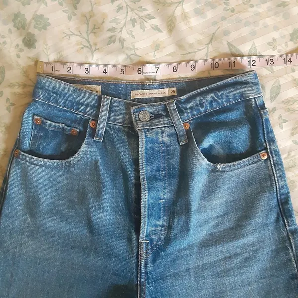 Levi’s Ribcage Jeans - Image 3