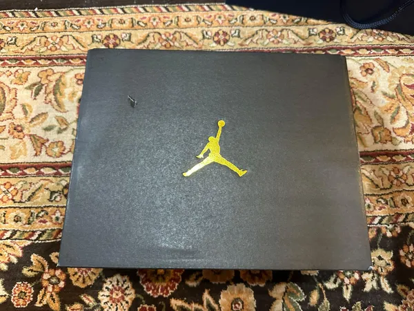 Air Jordan Mid Sneakers - Image 5
