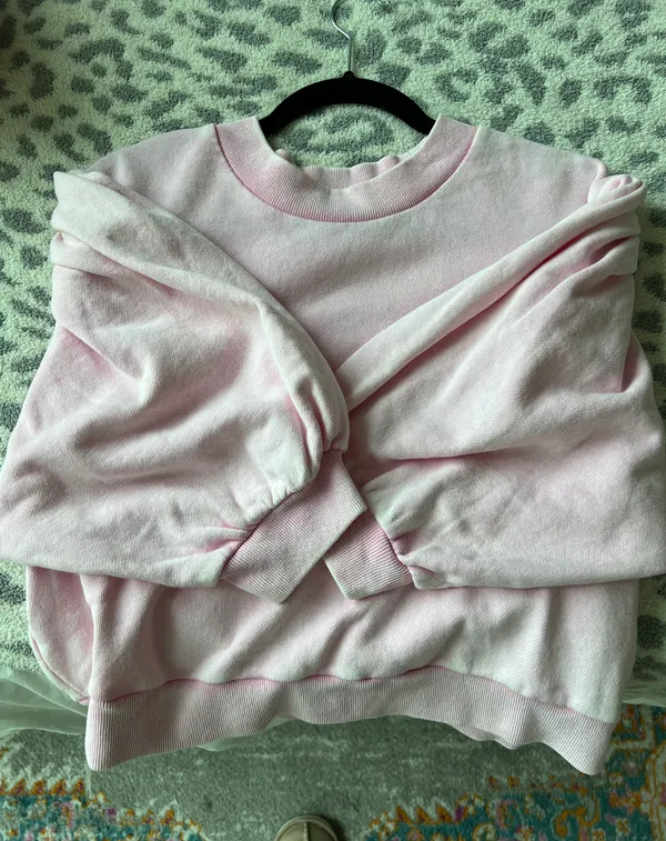 Something Navy Pink Cropped Sweatshirt - Image 3