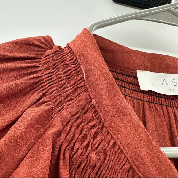 Astr The Label Rust Red Orange Long Sleeve V Neck Tie Blouse Sz S NEW‎ - Image 7