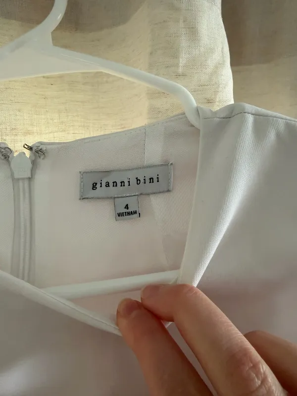 Gianni Bini White Dress - Image 5