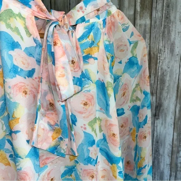 Entro Floral Blouse •Large - Image 5
