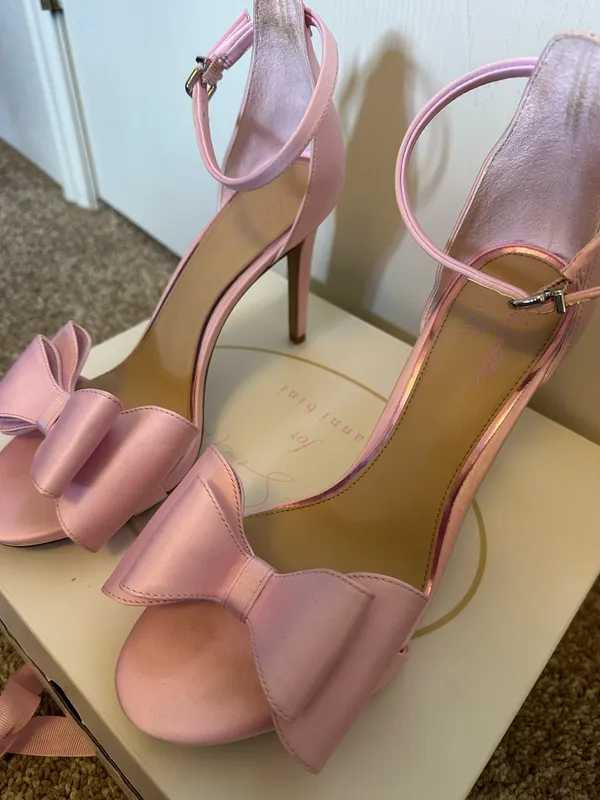 Pink Gianni Bini Heels - Image 4