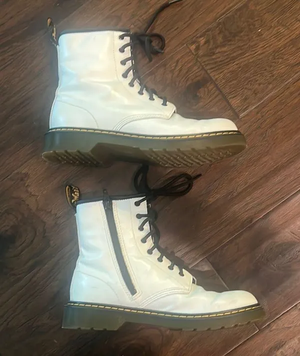 Dr. Martens White Lace-Up/Zippered Boots GUC - Image 3