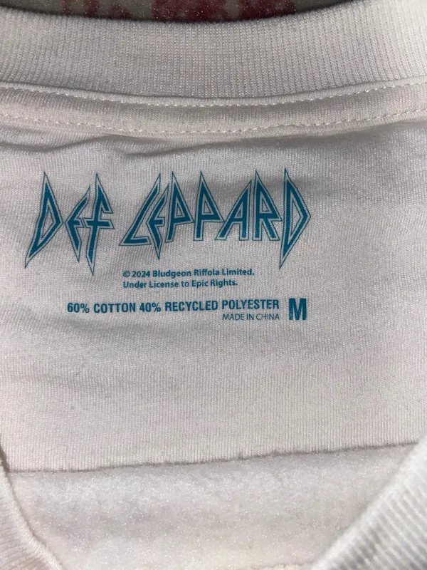 Def Leppard Sweatshirt Crewneck Graphic - Image 2