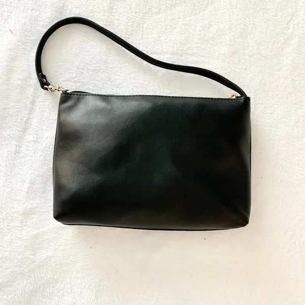 Guess Small Shoulder Bag Women Size S Black Faux Leather Leopard Lining Y2K Gold - Image 10