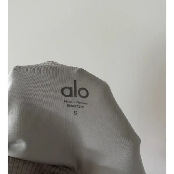 Alo Yoga Wellness Ribbed Heather Grey Athletic Sports Bra Size S - Image 5