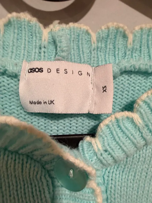 Scallop Edge Cropped Cardigan Sweater - Light Aqua - Image 4