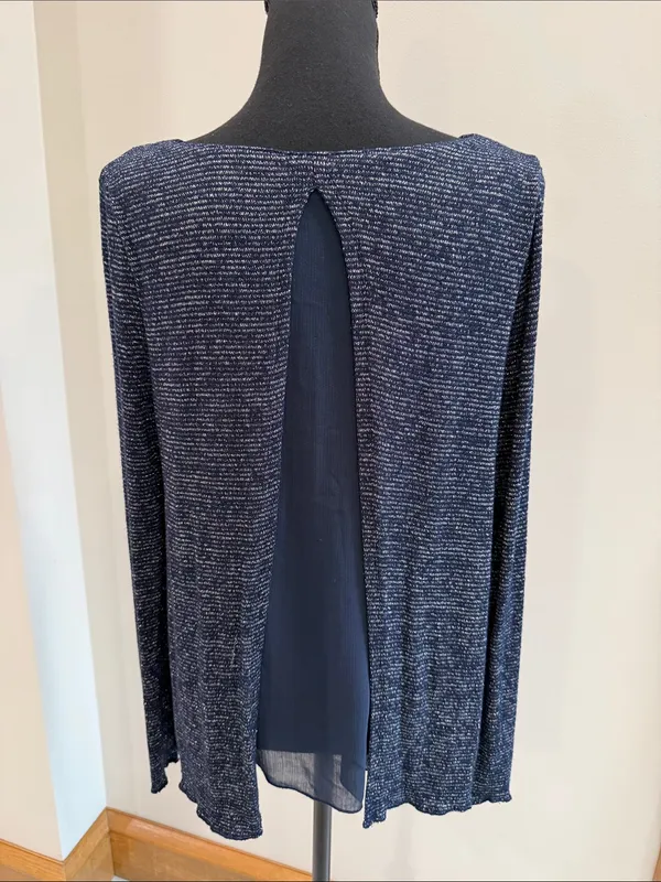 Abercrombie & Fitch navy blue & silver split back long sleeve top blouse size S - Image 4