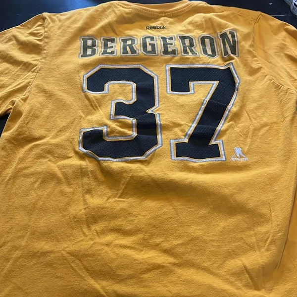 NHL Patrice Bergeron tshirt. Boston Bruins captain 2023. Good preowned condition - Image 2
