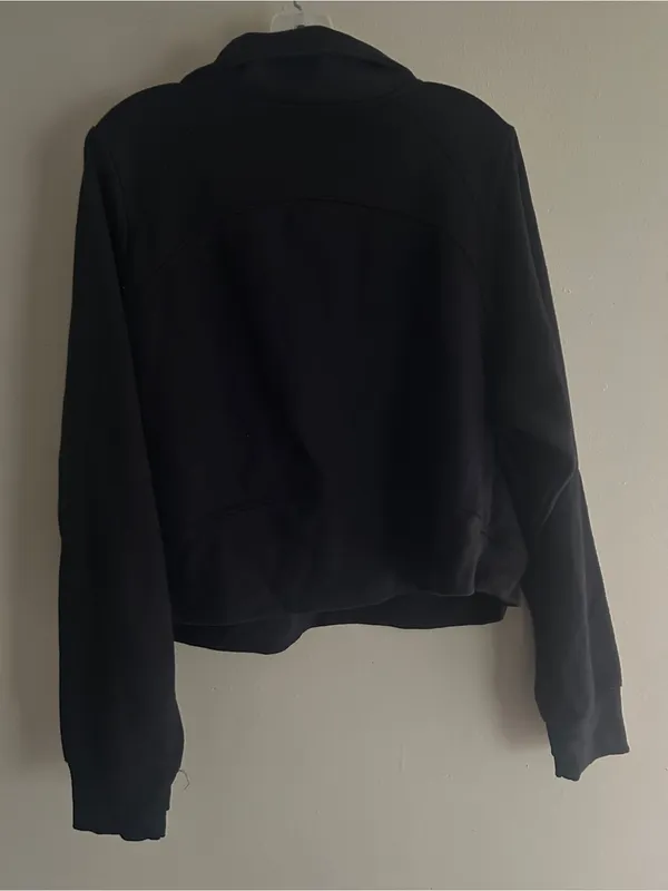 Women’s Black Cropped Sweatshirt with Thumbholes XXL - Image 3