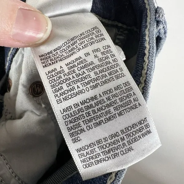 Mother The Insider Crop Step Chew Distressed Denim Jeans in Dancing‎ on Coals 24 - Image 13
