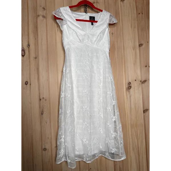 NWT Adrianna Papell Cap Sleeve V Neck Knee Length Cocktail Dress White Size 2 - Image 2