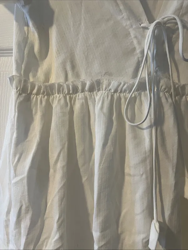 hazel White Tie-Front V-Neck Babydoll Dress - Image 5