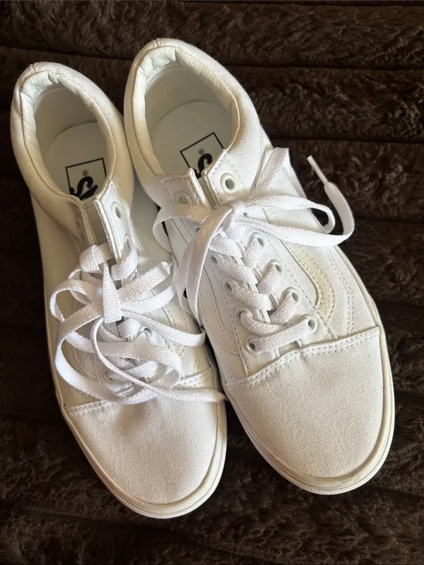 Vans‎ White Low-Top Canvas Sneakers - Image 3