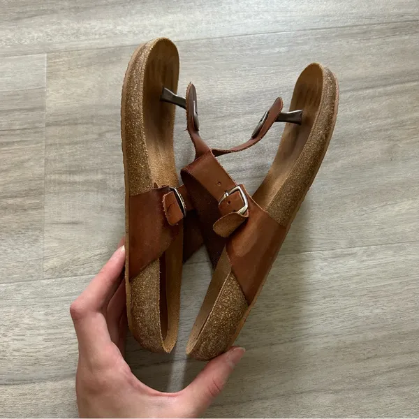 Yokono Made in Spain Ibiza Brown T-Strap Leather Sandals Size 7.5 - Image 11