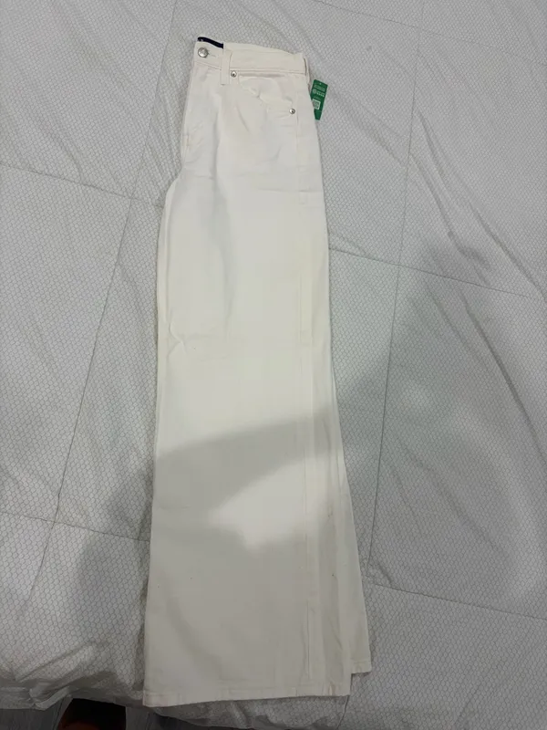 Gap white ankle jeans - Image 3