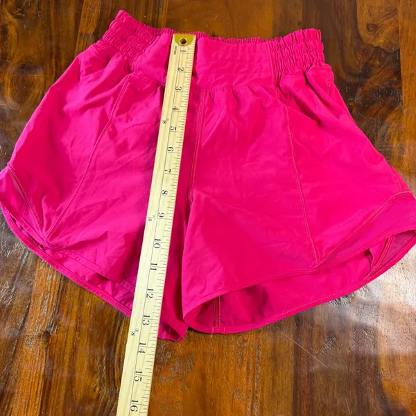 Lululemon Hotty Hot High-Rise Lined Shorts 2.5 Pink Size 2 - Image 2