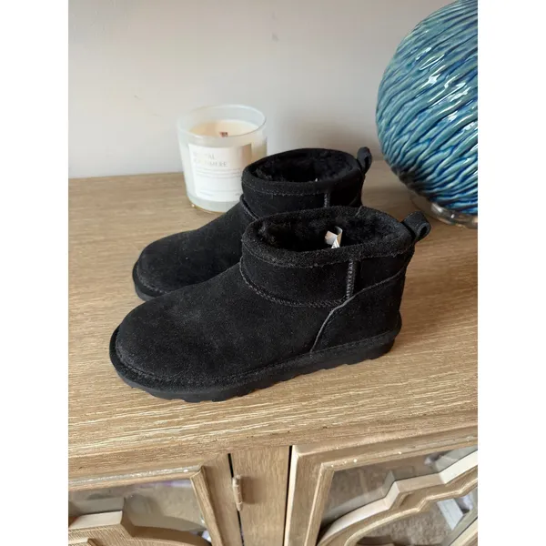 Bearpaw Suede Ankle Boots Women Black‎ Size 6 - Image 3