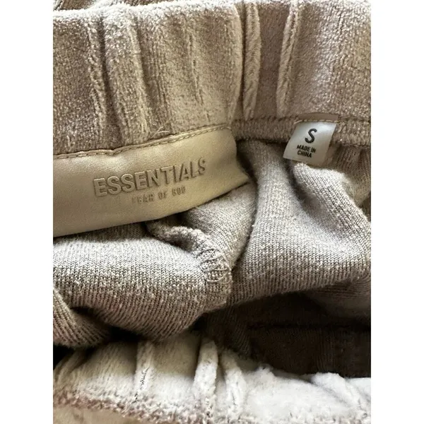 Fear of God Essentials Women's Velour Beach Short Oak Size Small - Image 6