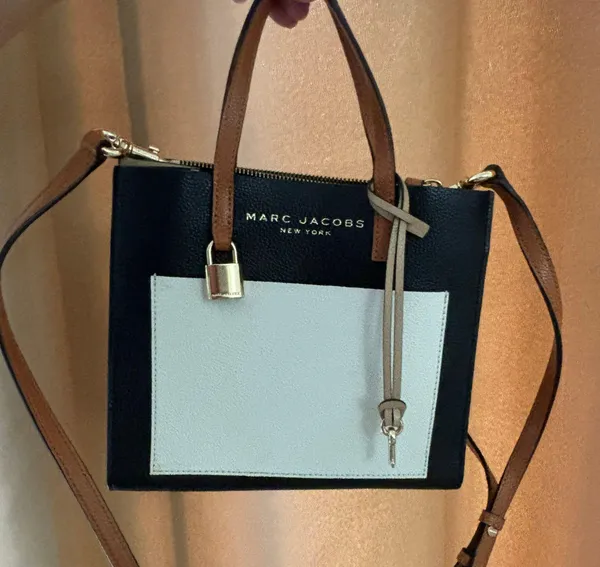 Marc Jacobs Handbag - Image 4