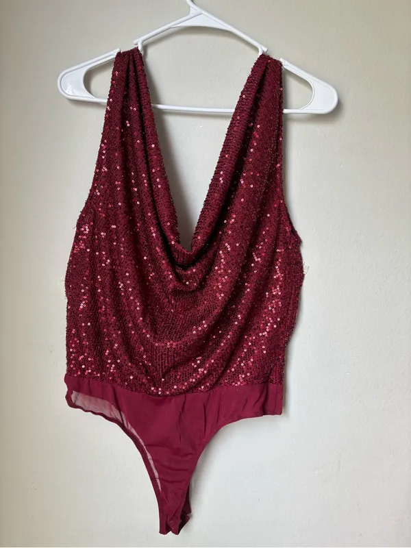 Lulus Burgundy Sequin Surplice Bodysuit Sleeveless Party Top Size M - Image 2