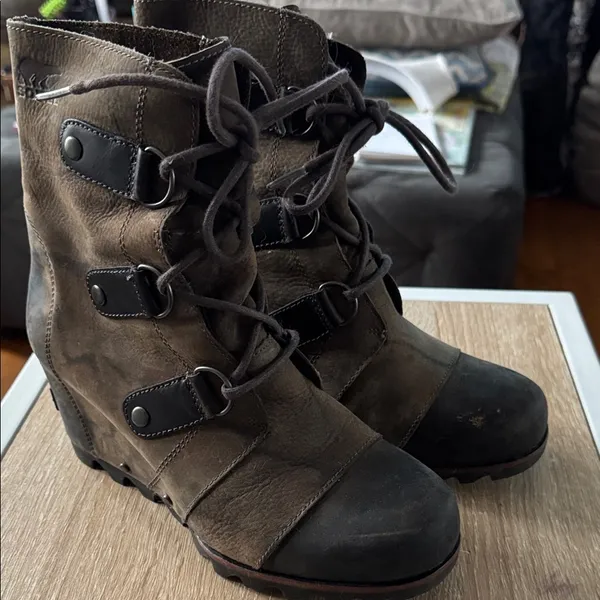 Sorel boots Dark Brown Lace-Up Women's 7.5 wedge leather - Image 2