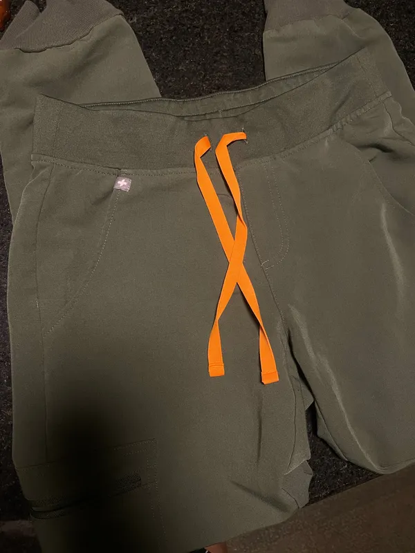 FIGS Scrub Pants Jogger - Image 2