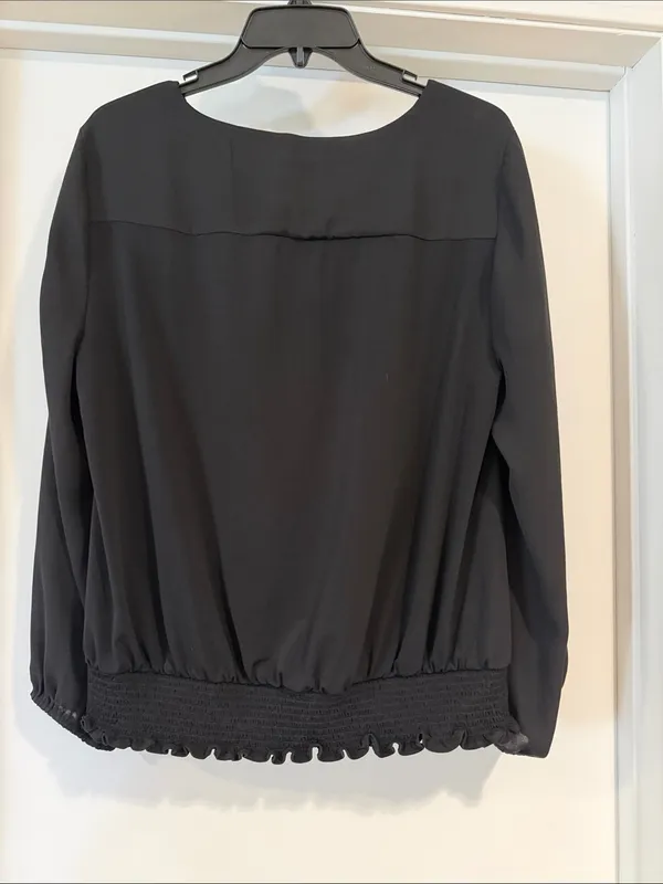Ann Taylor Black V-Neck Long-Sleeve Smocked Hem Blouse - Image 7