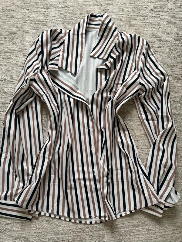 Shein Striped Button-Up Shirt (Size Medium) - Image 4