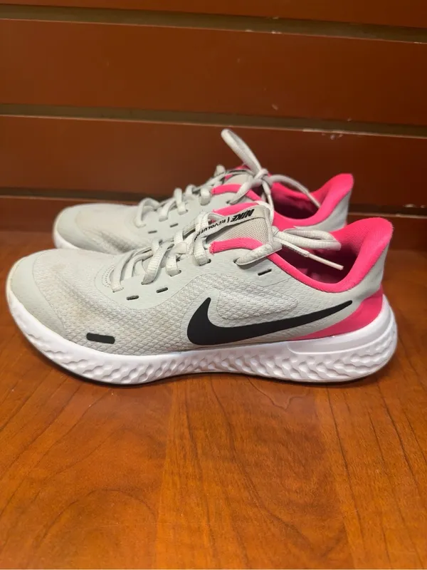 Nike Women's Light Gray and Hot Pink Running Sneakers - Image 2