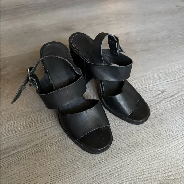 Women’s Black Faux Leather Platform Ankle Strap Heels - Image 3