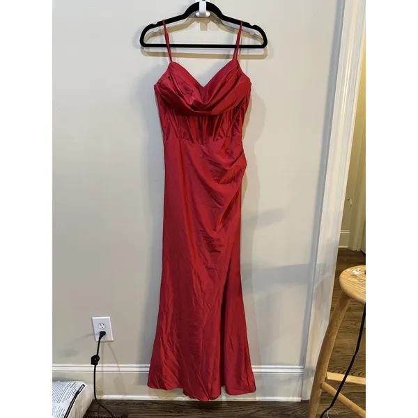 Betsy And Adam A26239 Red Satin Evening Gown Size 8 Corseted - Image 5