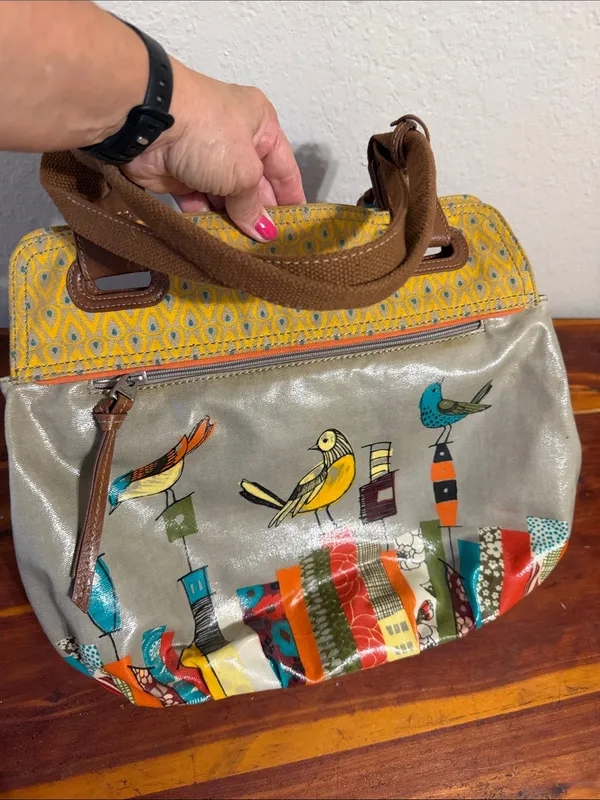 FOSSIL Key-Per Coated Canvas Tote Shoulder Bag Purse City Birds Vacation Cottage - Image 4