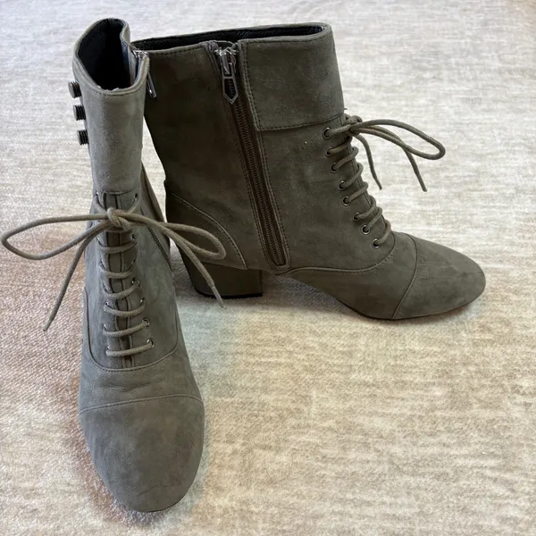 Botkier Lace Up Ankle Boots Women Olive Green Suede Buttons‎ Heeled Booties 6.5 - Image 3