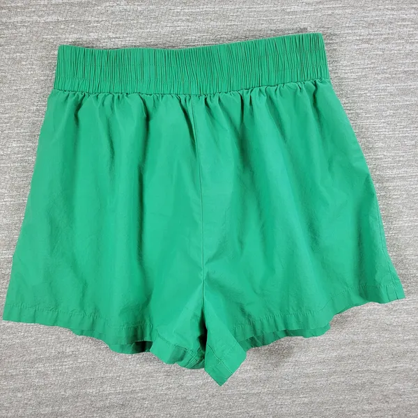 White Fox Short 2 Piece Set Womens S/M Green Button Up Oversized Top Pull On - Image 11