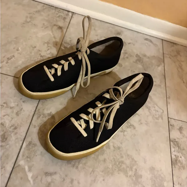 Rothy’s The Lace-Up Sneakers in Black - Image 4